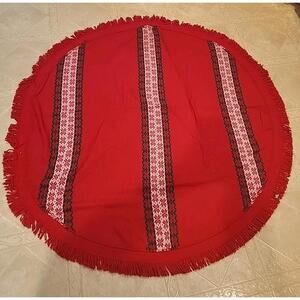 Vintage Christmas Holiday Red, White & Green Knit Round Tablecloth with Fringe